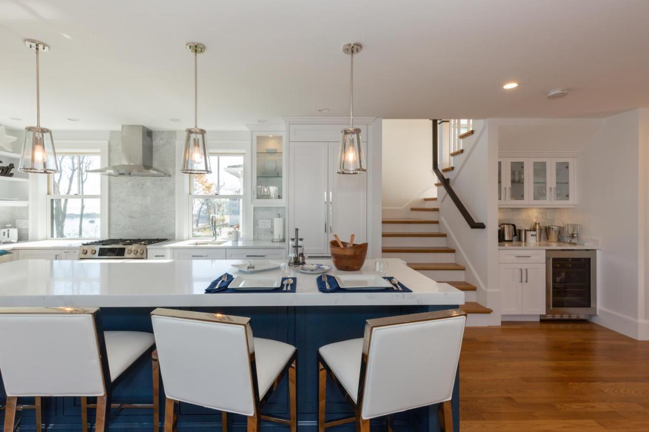 Вилла Luxury Oceanfront Bayside Jewel Куинси Экстерьер фото