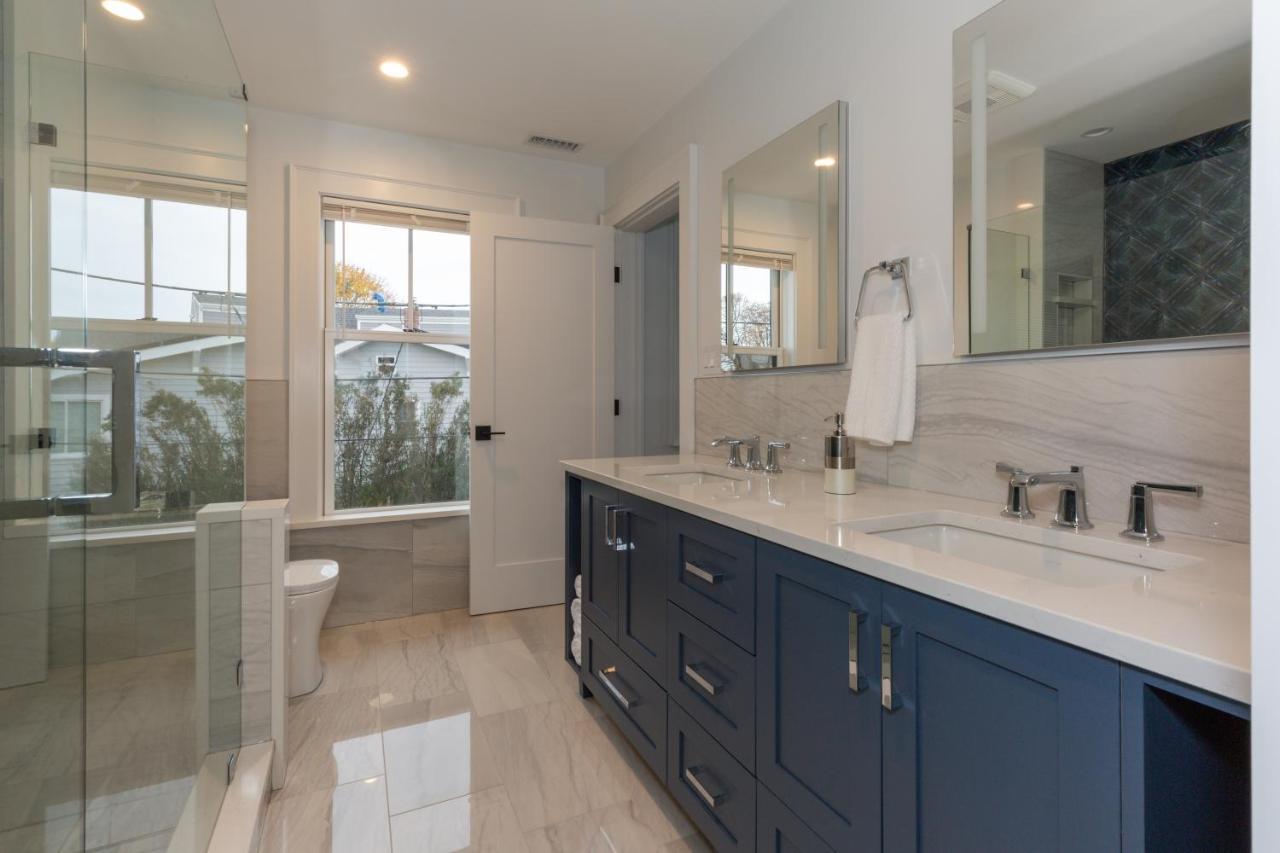 Вилла Luxury Oceanfront Bayside Jewel Куинси Экстерьер фото