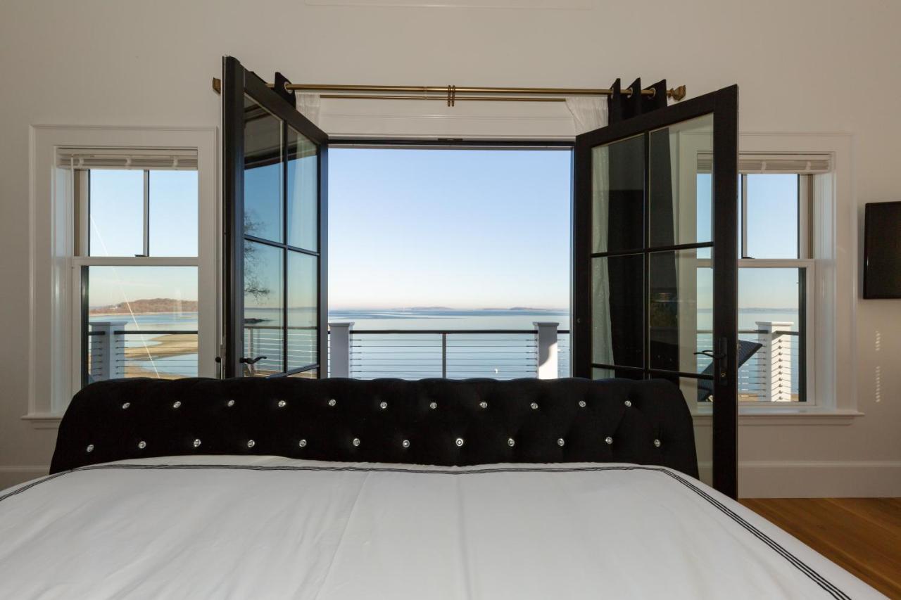 Вилла Luxury Oceanfront Bayside Jewel Куинси Экстерьер фото